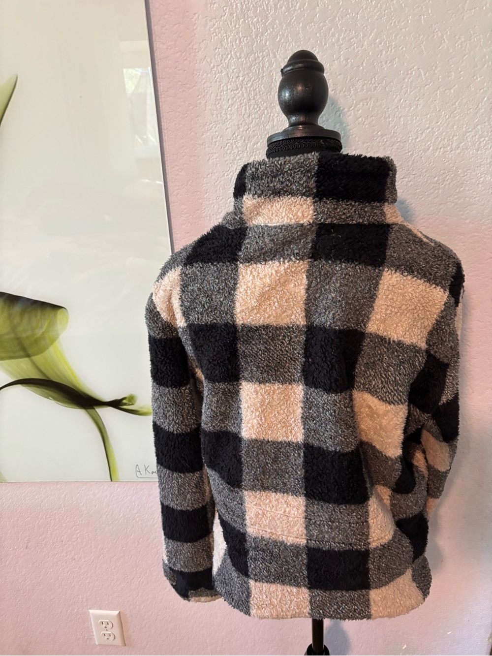 Jacket size medium - Picture 3 of 3